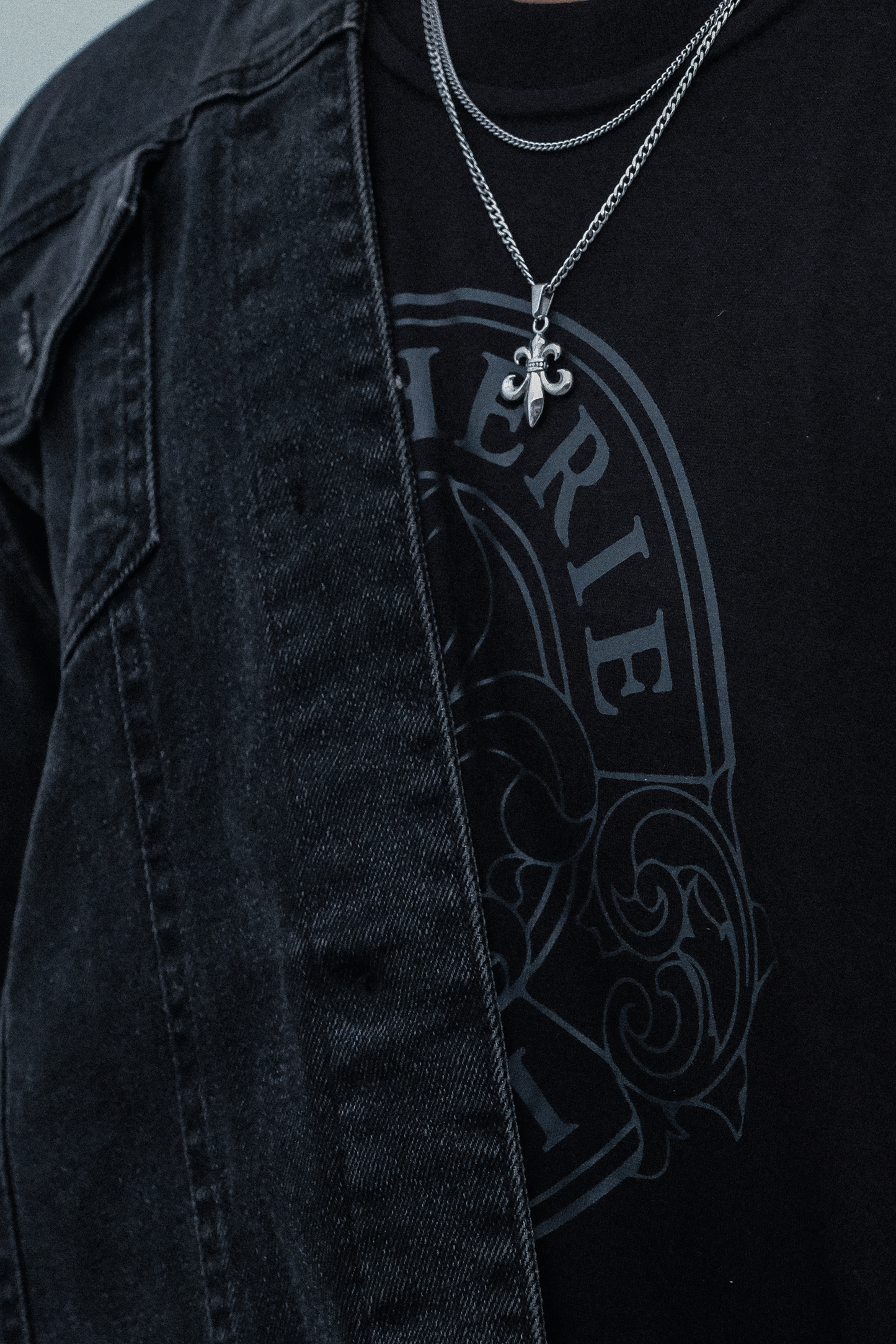 "Legacy" Tee in Black